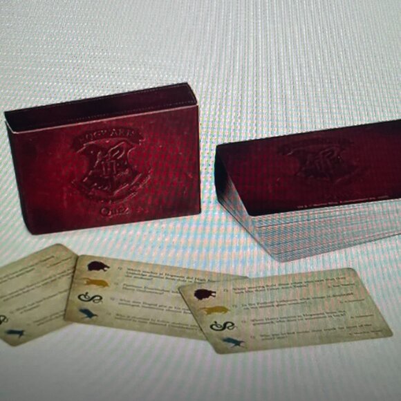 Paladone Harry Potter Hogwarts English Trivia Quiz - Picture 6 of 6